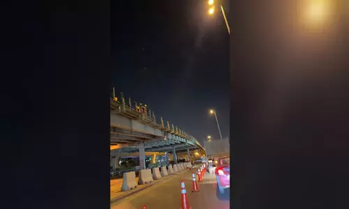 ഒരു ചരിത്രസ്മാരകത്തിന് വിട: 30 വർഷം പഴക്കമുള്ള റിയാദിലെ തുമാമ പാലം പൊളിച്ചുനീക്കുന്നു ഒരു ചരിത്രസ്മാരകത്തിന് വിട: 30 വർഷം പഴക്കമുള്ള റിയാദിലെ തുമാമ പാലം പൊളിച്ചുനീക്കുന്നു