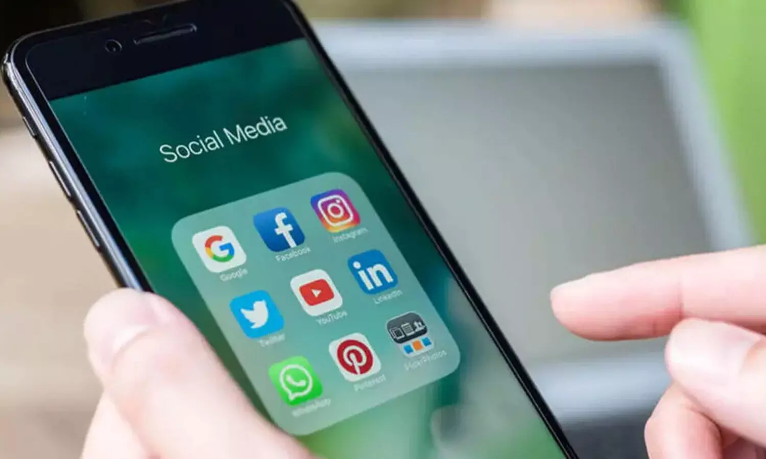 സർക്കാർ ജീവനക്കാർക്ക് സോഷ്യൽമീഡിയ ഉപയോഗത്തിൽ നിയന്ത്രണവുമായി ബിഹാർ