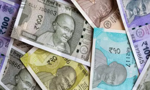 രൂപ വീണ്ടുമിടിഞ്ഞു; വിനിമയ നിരക്ക്​ 25രൂപ പിന്നിട്ടു