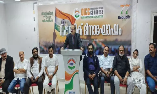 ച​രി​ത്രം തി​രു​ത്തി ഫാ​ഷി​സം ഇ​ന്ത്യ​യെ കീ​ഴ​ട​ക്കു​ന്നു -ജോ​സ​ഫ് അ​തി​രു​ങ്ക​ൽ