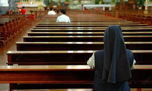 കന്യാസ്ത്രീകൾക്കുള്ള പെൻഷൻ ഏത് പഠനത്തിന്റെ അടിസ്ഥാനത്തിലാ..?, പാസ്റ്റർമാർക്കും വൈദികർക്കും പെൻഷൻ അനുവദിക്കൂ; സി.എസ്.ഡി.എസ് കന്യാസ്ത്രീകൾക്കുള്ള പെൻഷൻ ഏത് പഠനത്തിന്റെ അടിസ്ഥാനത്തിലാ..?, പാസ്റ്റർമാർക്കും വൈദികർക്കും പെൻഷൻ അനുവദിക്കൂ; സി.എസ്.ഡി.എസ്