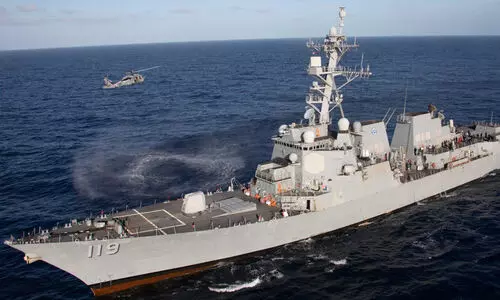 ഇറാൻ ലക്ഷ്യമാക്കി ഡെൽബർട്ട് ഡി. ബ്ലാക്കും പുറപ്പെട്ടു; പശ്ചിമേഷ്യയിലേക്ക് മറ്റൊരു യുദ്ധക്കപ്പൽ കൂടി...