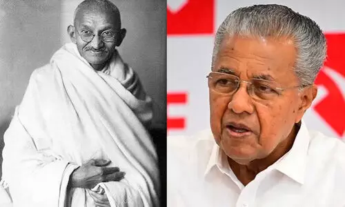 ഗാന്ധിജിയുടെ ഓർമകളെപ്പോലും സംഘ്പരിവാർ ഇന്ന് ഭയപ്പെടുന്നു, വർഗീയ കൊലയാളികളെ വീരനായകന്മാരാക്കുന്നു; മുഖ്യമന്ത്രി ഗാന്ധിജിയുടെ ഓർമകളെപ്പോലും സംഘ്പരിവാർ ഇന്ന് ഭയപ്പെടുന്നു, വർഗീയ കൊലയാളികളെ വീരനായകന്മാരാക്കുന്നു; മുഖ്യമന്ത്രി