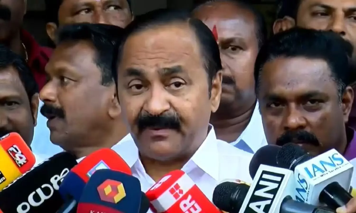 ‘നല്ല പദ്ധതി ആര് കൊണ്ടുവന്നാലും എതിർക്കില്ല, പ്രായോഗികമെങ്കിൽ ഒപ്പം നിൽക്കും’; കേരളത്തിന് അതിവേഗ റെയിൽപാത വേണമെന്നും വി.ഡി. സതീശൻ