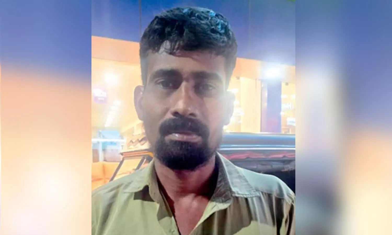 ഓട്ടോയിൽ മറന്നുവെച്ച സ്വർണവും പണവും തിരികെ നൽകി