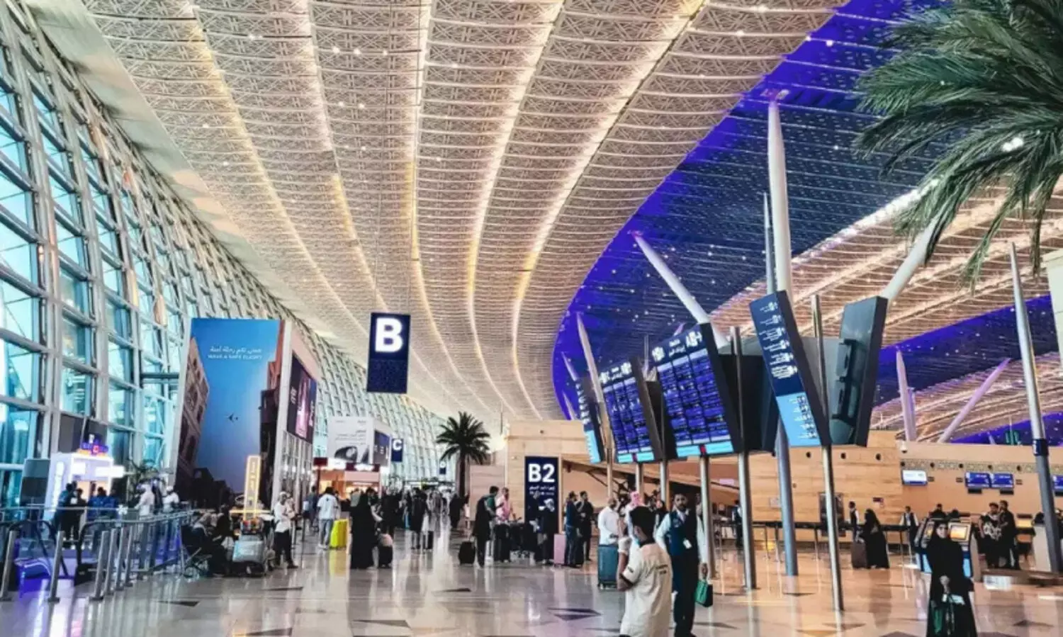 ആഗോള വ്യോമയാന ഭൂപടത്തിൽ വിസ്മയമായി സൗദി; 2025ൽ യാത്രക്കാരുടെ എണ്ണത്തിൽ റെക്കോഡ് കുതിപ്പ്