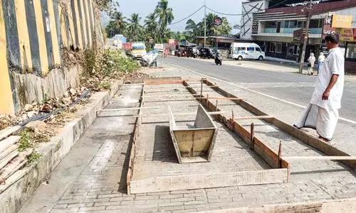 ആനമറിയിലെ എക്സൈസ് ചെക്ക് പോസ്റ്റ് മാറ്റൽ ലഹരിക്കടത്തിന് വഴിയൊരുക്കും ആനമറിയിലെ എക്സൈസ് ചെക്ക് പോസ്റ്റ് മാറ്റൽ ലഹരിക്കടത്തിന് വഴിയൊരുക്കും