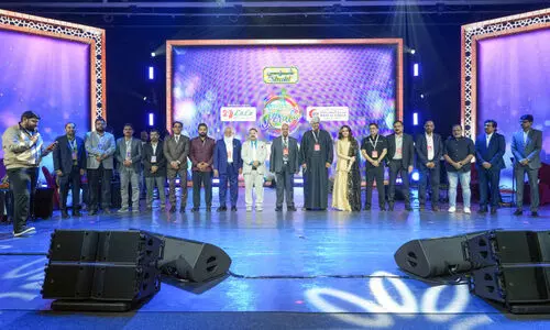 ആവേശം അലതല്ലി; സ്നേഹക്കടലായി സലാല