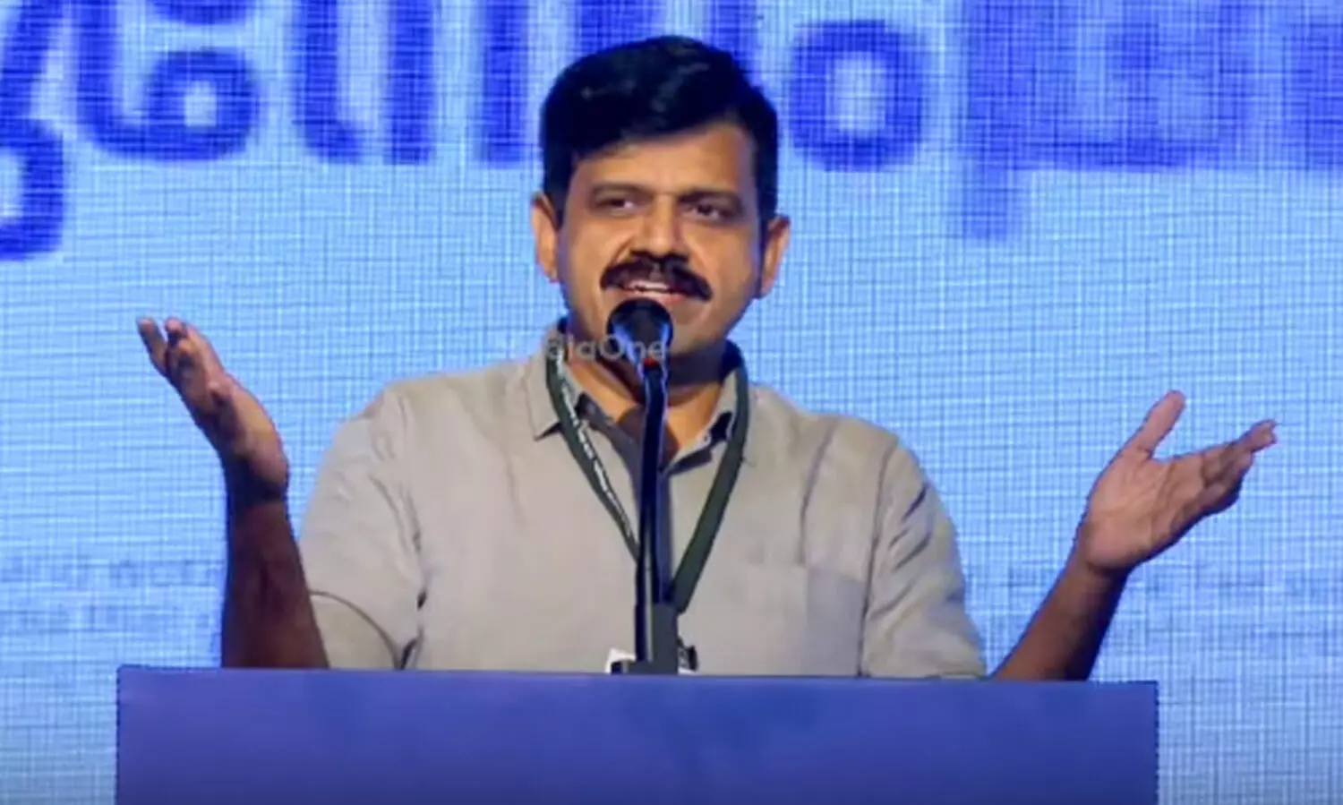 അന്ന് താമരമൊട്ട്, ഇന്ന് ആമ വളർത്തൽ കേന്ദ്രം, ഇവിടെ ഉരുളക്കിഴങ്ങില്ലാത്ത മസാല ദോശ; കേന്ദ്ര-സംസ്ഥാന ബജറ്റുകളെ വിമർശിച്ച് സന്ദീപ് വാര്യർ