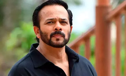 ബോളിവുഡ് സംവിധായകൻ രോഹിത് ഷെട്ടിയുടെ വീടിനുമുന്നിൽ വെടിവെപ്പ്; പ്രതികൾക്കായി പൊലീസ് അന്വേഷണം ആരംഭിച്ചു