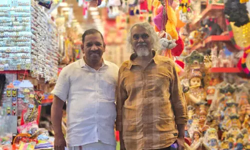 സ്വ​ന്തം മു​ത്ത​പ്പ​ൻ