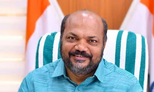 കേരളത്തിന്റെ ധാതുക്കൾ പുറത്തേക്ക് കൊണ്ട് പോകാനാണോ ഇടനാഴി -പി.രാജീവ്