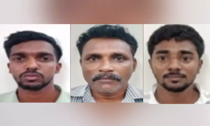 സ്വ​ർ​ണ​ന​ദി ബോ​ട്ട​പ​ക​ടം: മൂ​ന്നു​പേ​ർ അ​റ​സ്റ്റി​ൽ; സ​ർ​വീ​സ് അ​ന​ധി​കൃ​ത​മെ​ന്ന് ക​ണ്ടെ​ത്തി