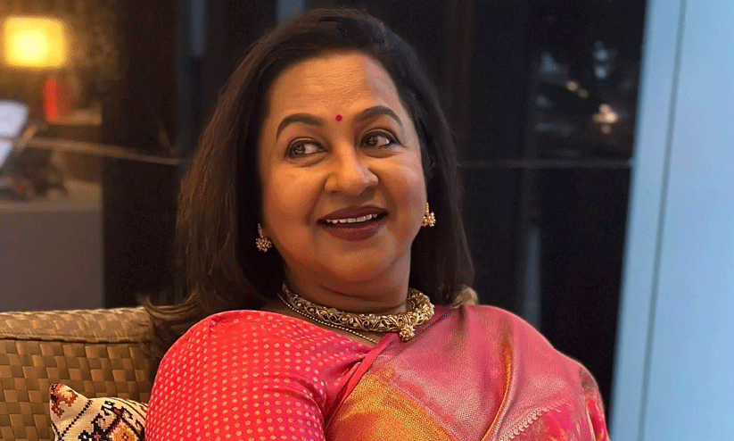 ‘സർവം മായ കണ്ട് ഞാനും ശരത്തും ഒരുപാട് ചിരിച്ചു, കണ്ണ് നിറഞ്ഞു -രാധിക ശരത്കുമാർ ‘സർവം മായ കണ്ട് ഞാനും ശരത്തും ഒരുപാട് ചിരിച്ചു, കണ്ണ് നിറഞ്ഞു -രാധിക ശരത്കുമാർ