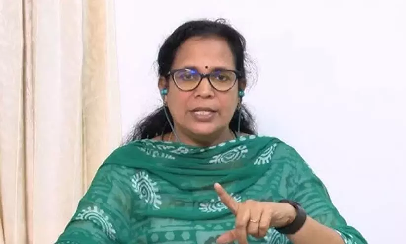 മുഖ്യമന്ത്രി സഭയിൽ വരാത്തത് മറുപടി പറയേണ്ടി വരുമെന്ന് ഉറപ്പുള്ളതിനാൽ -കെ.കെ രമ മുഖ്യമന്ത്രി സഭയിൽ വരാത്തത് മറുപടി പറയേണ്ടി വരുമെന്ന് ഉറപ്പുള്ളതിനാൽ -കെ.കെ രമ