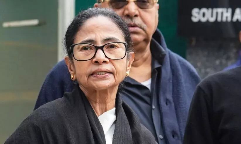 ‘ബംഗാളിൽ വോട്ടർമാരെ വെട്ടുന്നത് തടയണം’; മമത ബാനർജി സുപ്രീംകോടതിയിൽ