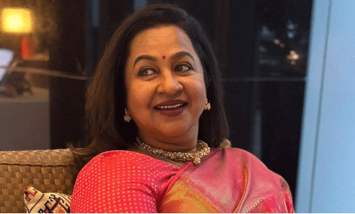 ‘സർവം മായ കണ്ട് ഞാനും ശരത്തും ഒരുപാട് ചിരിച്ചു, കണ്ണ് നിറഞ്ഞു -രാധിക ശരത്കുമാർ ‘സർവം മായ കണ്ട് ഞാനും ശരത്തും ഒരുപാട് ചിരിച്ചു, കണ്ണ് നിറഞ്ഞു -രാധിക ശരത്കുമാർ