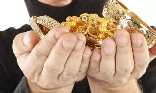 ബാരാമതിയിൽ അജിത് പവാറിന്‍റെ സംസ്കാര ചടങ്ങിനെത്തിയവരുടെ 30 ലക്ഷത്തോളം വരുന്ന ആഭരണങ്ങൾ മോഷണം പോയി