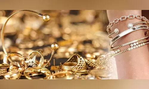 പ്രവാസികൾക്ക്​ ആശ്വാസം: തീരുവയില്ലാതെ 40 ഗ്രാം സ്വർണാഭരണം കൊണ്ടുപോകാം