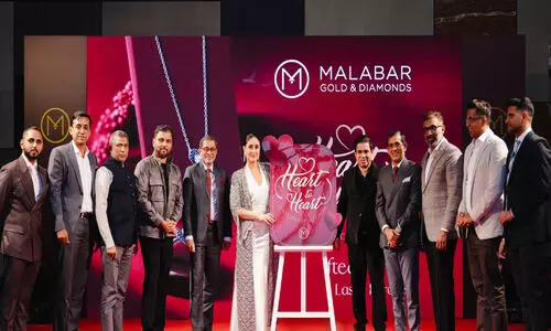 മ​ല​ബാ​ർ ഗോ​ൾ​ഡ്​ ഹാ​ർ​ട്ട് ടു ​ഹാ​ർ​ട്ട് ക​ലക്ഷ​ൻ പു​റ​ത്തി​റ​ക്കി