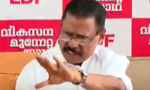 ‘പുസ്തകത്തിൽ തോന്നിവാസം എഴുതിയാൽ കേസ് കൊടുക്കും, പാർട്ടി പുറത്താക്കിയയാൾ എന്ത് വെല്ലുവിളി നടത്താനാണ്? -ക്ഷുഭിതനായി എം.വി. ഗോവിന്ദൻ