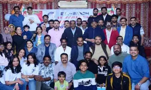 ‘ഇ​വ’​യു​ടെ ക്രി​സ്മ​സ്-​പു​തു​വ​ർ​ഷ-​റി​പ്പ​ബ്ലി​ക് ദി​നാ​ഘോ​ഷ​ങ്ങ​ൾ