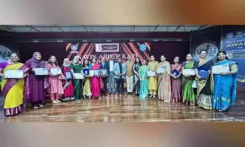 അധ്യാപന മികവിന് ഇന്ത്യൻ സ്‌കൂൾ അധ്യാപകർക്ക് പുരസ്‌കാരങ്ങൾ സമ്മാനിച്ചു