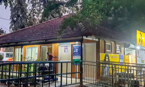 ദുർഗന്ധ മയം, ‘ടേക്ക് എ ബ്രേക്ക്’