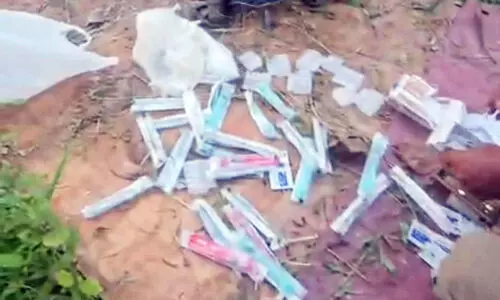 ഒഴിഞ്ഞ കെട്ടിടത്തിൽ എക്സൈസ് പരിശോധന; സിറിഞ്ച് അടക്കം പിടിച്ചെടുത്തു