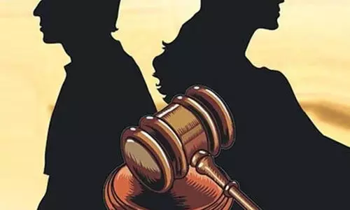 തക്കതായ കാരണമില്ലാതെ വീട് വിട്ടിറങ്ങുന്ന ഭാര്യക്ക് ജീവനാംശം നൽകേണ്ടതില്ലെന്ന് ഛണ്ഡീഗഡ് ഹൈക്കോടതി