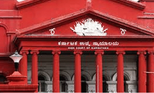 കു​ടി​യി​റ​ക്ക​പ്പെ​ട്ട കു​ടും​ബ​ങ്ങ​ളു​ടെ  പു​ന​ര​ധി​വാ​സ​ത്തി​ൽ വ്യ​ക്ത​തതേ​ടി ക​ർ​ണാ​ട​ക ഹൈ​കോ​ട​തി