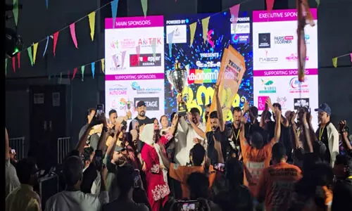 ‘ഇ​ട​പ്പാ​ള​യം കാ​ർ​ണി​വ​ൽ’ ടീം ​ന​ടു​വ​ട്ടം ജേ​താ​ക്ക​ൾ