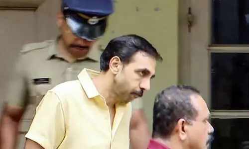 കോൺഗ്രസ്​ സം​സ്ഥാ​ന നേ​താ​ക്ക​ളെ ‘ര​ക്ഷി​ക്കു​ന്ന’ മൊ​ഴി ന​ൽ​കി ഉ​ണ്ണി​കൃ​ഷ്ണ​ൻ പോ​റ്റി