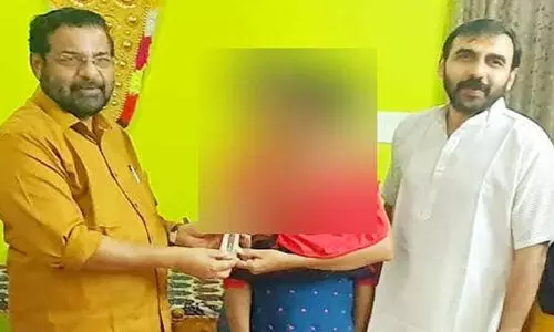 Unnikrishnan Potty, Kadakampally surendran