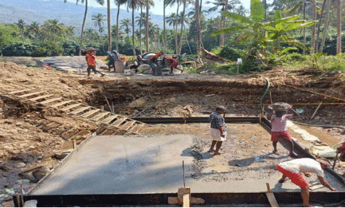 മു​ള്ള​റ ചേ​രി​ത്തോ​ട് പാ​ലം   പ്ര​വൃ​ത്തി തു​ട​ങ്ങി