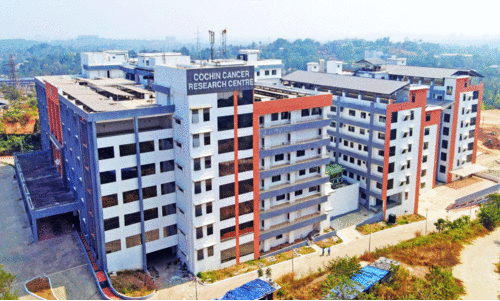 കൊച്ചി കാൻസർ സെന്റർ ഇന്ന് മുഖ്യമന്ത്രി നാടിന് സമർപ്പിക്കും