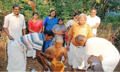 നാ​ട്​ കൈ ​കോ​ർ​ത്തു; ഹ​രി​ഹ​ര​ന്​ സ്​​നേ​ഹ​ക്കൂ​ര