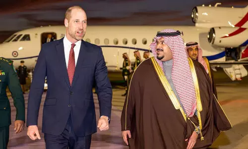 ബ്രിട്ടീഷ് രാജകുമാരൻ വില്യം സൗദി അറേബ്യയിൽ; റിയാദിൽ ഊഷ്മള സ്വീകരണം