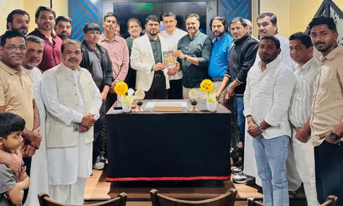 ‘ഒരു നാടിന്‍റെ കാറ്’ പുസ്തകം പ്രകാശനം ചെയ്തു