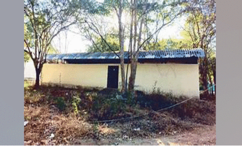 അ​വ​ഗ​ണ​ന​ക​ള്‍ക്കി​ട​യി​ല്‍ മാ​ന​സ ഗം​ഗോ​ത്രി കാ​മ്പ​സ്