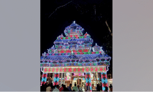 പു​ത്ത​നാ​ൽ​ക്ക​ൽ പൂ​രം ഇ​ന്ന്