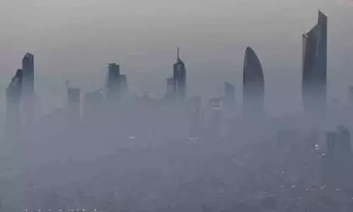 മൂ​ട​ൽമ​ഞ്ഞി​ൽ മു​ങ്ങി പ്ര​ഭാ​ത​ങ്ങ​ൾ