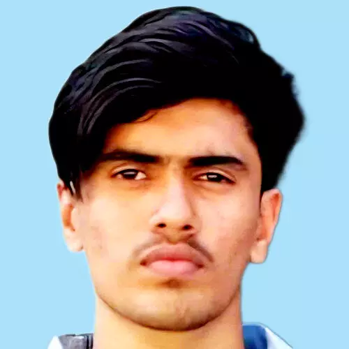 വാ​ഹ​നാ​പ​ക​ട​ത്തി​ൽ പ​രി​ക്കേ​റ്റ്  ചി​കി​ത്സ​യി​ലാ​യി​രു​ന്ന യു​വാ​വ് മ​രി​ച്ചു