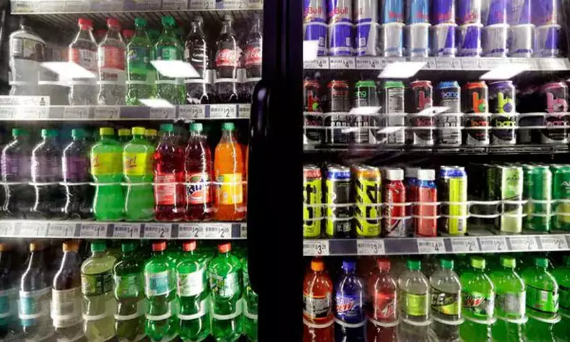 പഞ്ചസാരയോട് ‘നോ’ പറഞ്ഞ് ഇന്ത്യക്കാർ; കുത്തനെ ഉയർന്ന് ഷുഗറില്ലാത്ത സോഫ്റ്റ് ഡ്രിങ്ക് വിൽപന പഞ്ചസാരയോട് ‘നോ’ പറഞ്ഞ് ഇന്ത്യക്കാർ; കുത്തനെ ഉയർന്ന് ഷുഗറില്ലാത്ത സോഫ്റ്റ് ഡ്രിങ്ക് വിൽപന