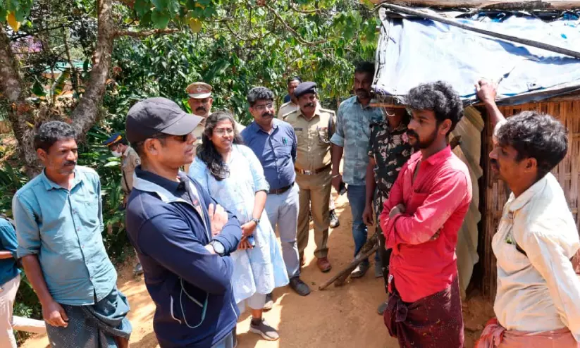 ഇടമലക്കുടി സന്ദർശിച്ച് മുഖ്യതെരഞ്ഞെടുപ്പ് ഓഫിസർ ഇടമലക്കുടി സന്ദർശിച്ച് മുഖ്യതെരഞ്ഞെടുപ്പ് ഓഫിസർ
