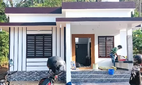 വിലങ്ങാടിന് കരുതലായി റിയാദിലെ ‘കോഴിക്കോടൻസ്’; ദുരന്തബാധിത കുടുംബത്തിന് വീട് കൈമാറി