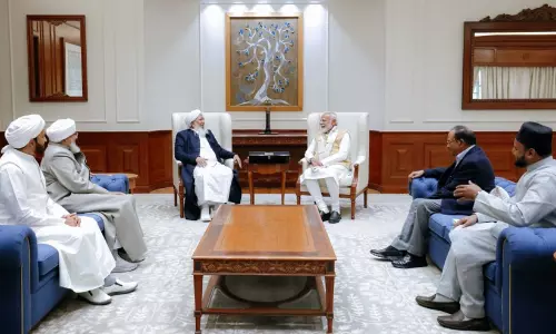 പ്രധാനമന്ത്രിയുമായുള്ള കൂടിക്കാഴ്ചയിൽ രാഷ്ട്രീയവും തെരഞ്ഞെടുപ്പും ചർച്ചയായില്ലെന്ന് കാന്തപുരം പ്രധാനമന്ത്രിയുമായുള്ള കൂടിക്കാഴ്ചയിൽ രാഷ്ട്രീയവും തെരഞ്ഞെടുപ്പും ചർച്ചയായില്ലെന്ന് കാന്തപുരം