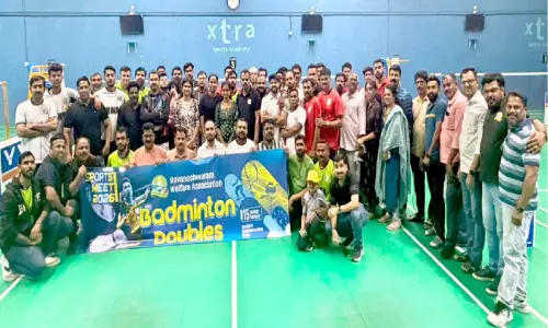 ബാ​ഡ്മി​ന്‍റ​ൺ ടൂ​ർ​ണ​മെ​ന്‍റ്​ സം​ഘ​ടി​പ്പി​ച്ചു
