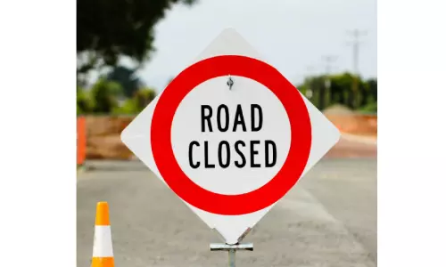 റോ​ഡ് അ​ട​ച്ചി​ടും