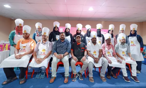 യാം​ബു​വി​ലും രു​ചി ഉ​ത്സ​വം;  ‘വി​ജ​യ് ദം ​ദം ബി​രി​യാ​ണി’ റോ​ഡ് ഷോ ​അ​ര​േ​ങ്ങ​റി